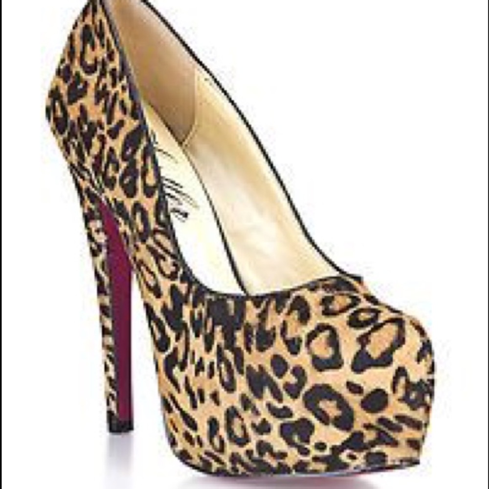 Leopard platform heels